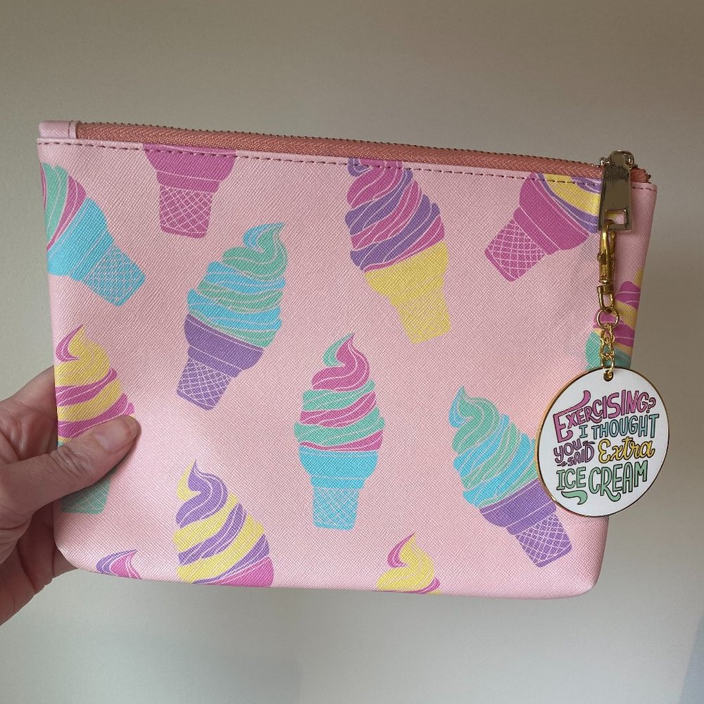 Studio DIY Ice Cream Clutch